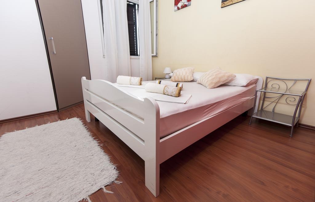 Žnjan Beach Apartments Split Bagian luar foto